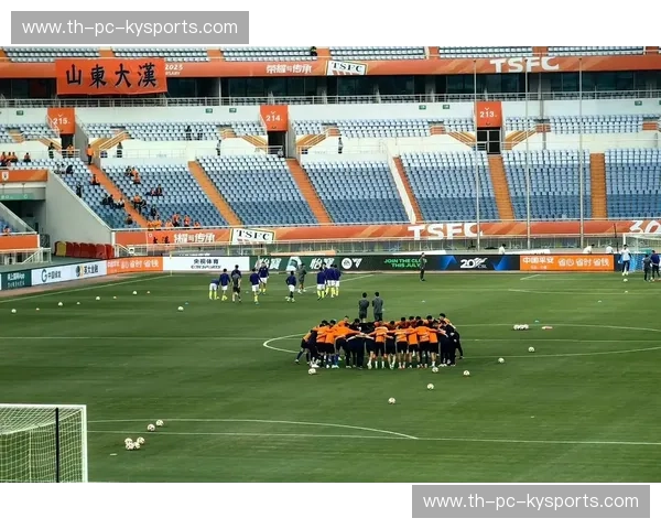 绿茵场上的荣耀之战：2012赛季鲁能与国安的经典对决